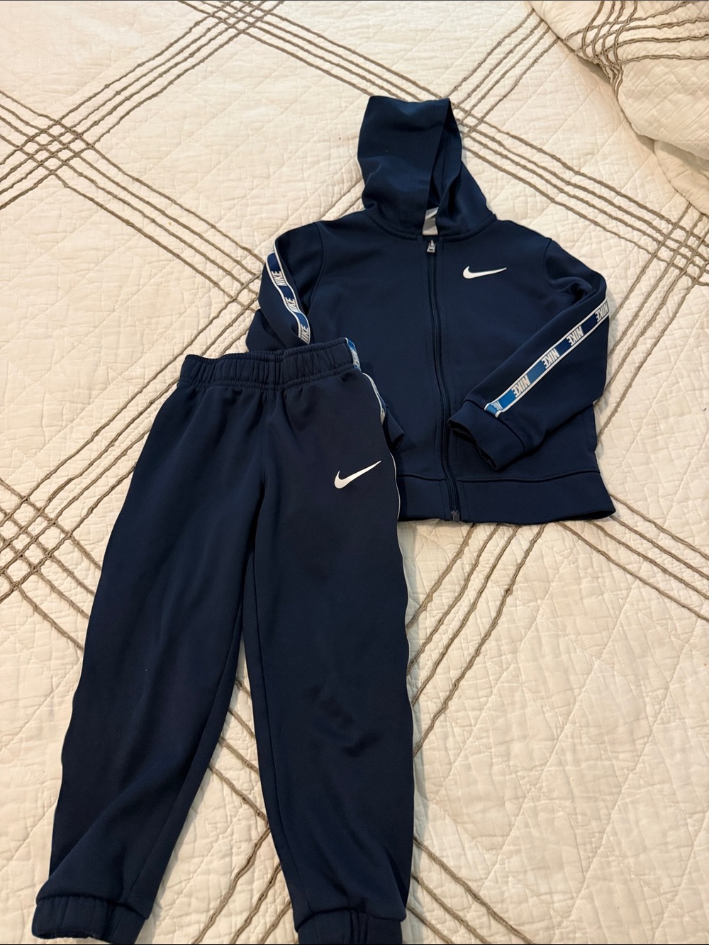 Nike Kids Navy Blue Hoodie & Joggers Set with White Swoosh